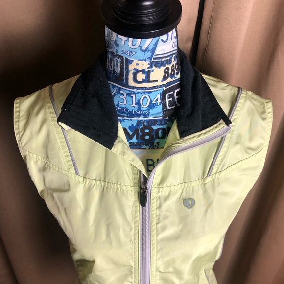 IQ Pearl iZumi Zip Front Vest with Mesh Back - Picture 3 of 14